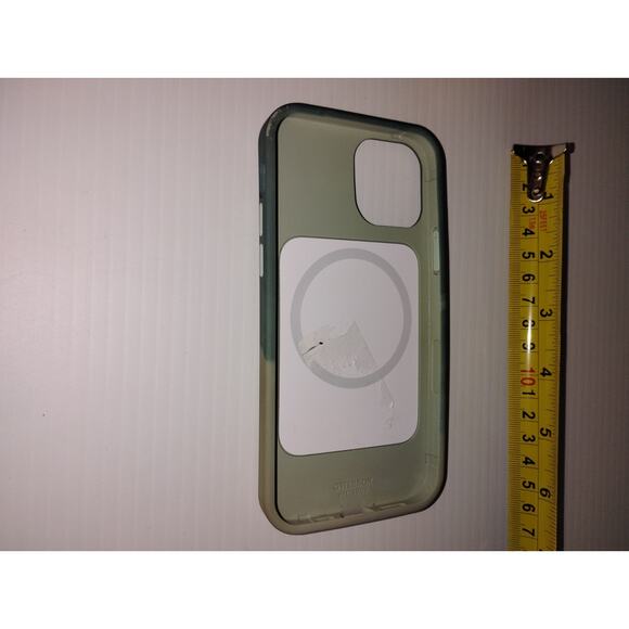 iPhone Case ( Unknown ) Great Condition with Wallet on Case - Picture 2 of 4